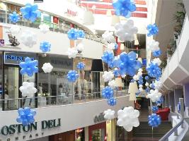 אלפי בלונים - חגיגה לעיניים